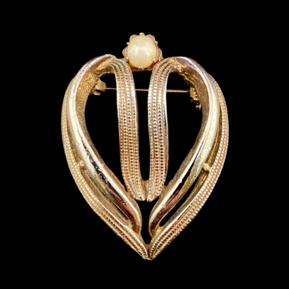 Vintage Heart Brooch